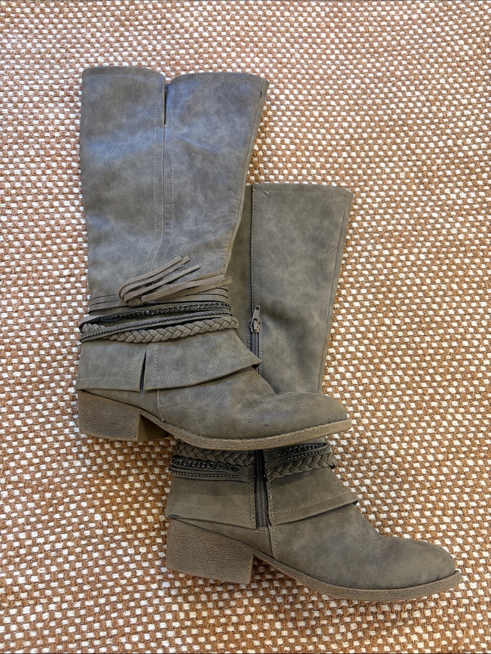 Women's Grey Knee-High Braided Strap Boots